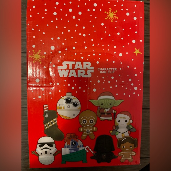 Star Wars character bag clips Christmas box of 16 blind bags